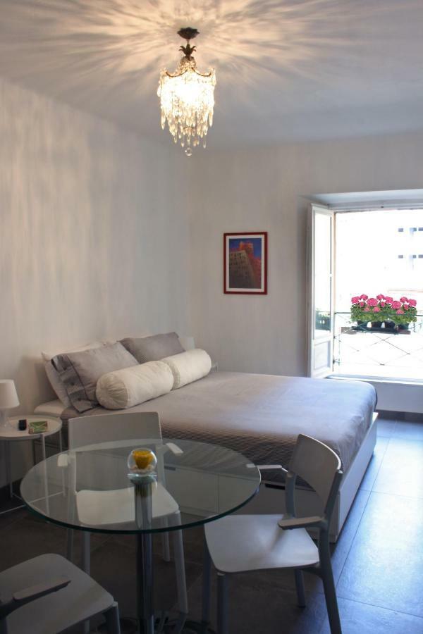 La Marina Di Milano Villa Luaran gambar