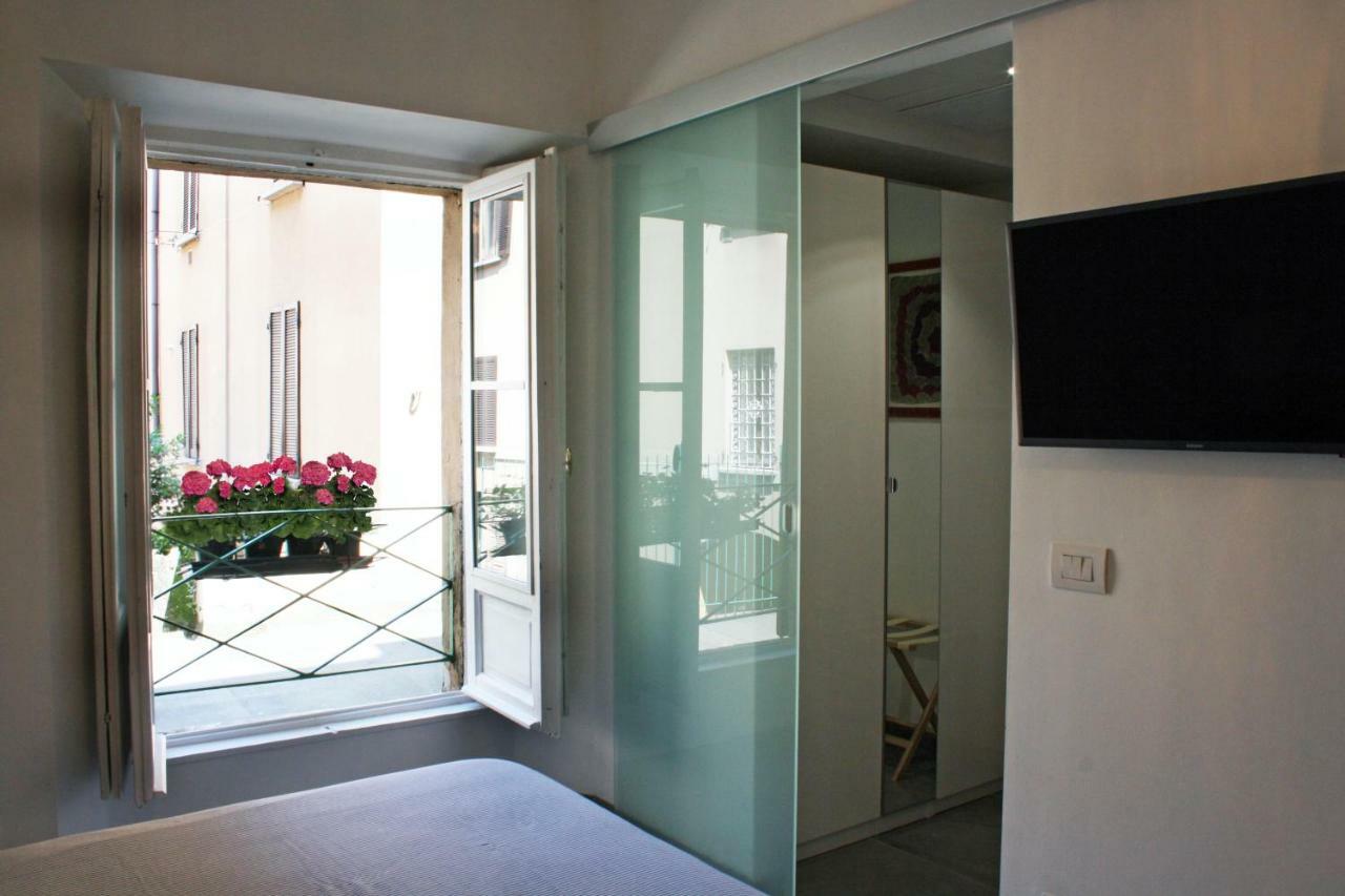 La Marina Di Milano Villa Luaran gambar