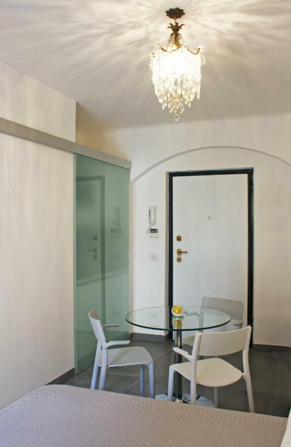 La Marina Di Milano Villa Luaran gambar